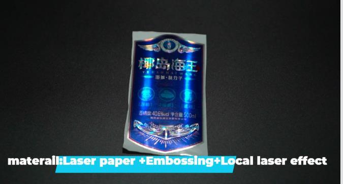 Laminazione di stampaggio di fogli di incisione e altre opzioni artigianali per etichette di bottiglie di bevande 12