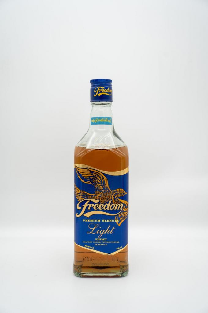 Etichette adesive personalizzate per bottiglie di condimenti adesivi carta adesiva etichetta adesiva per whisky 4
