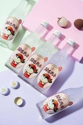 Etichetta adesiva produttore Etichetta per bottiglia d'acqua personalizzata Etichetta per bottiglia di bevande Etichetta adesiva